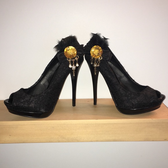Black Lace Feather Stilettos with Bow and Charms - Picture 2 of 7